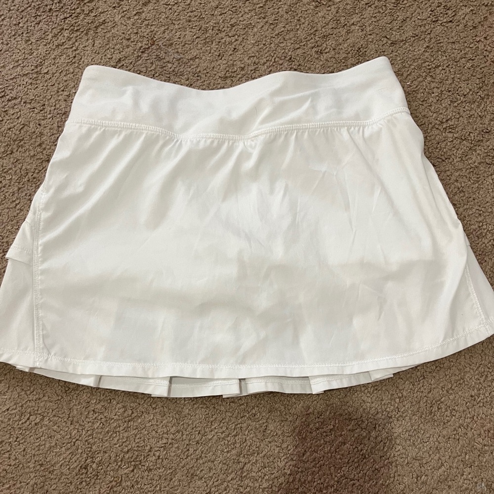 Lululemon kids white Ivivva skirt size 14 WILL DEFINITELY fit size XS #lululemon